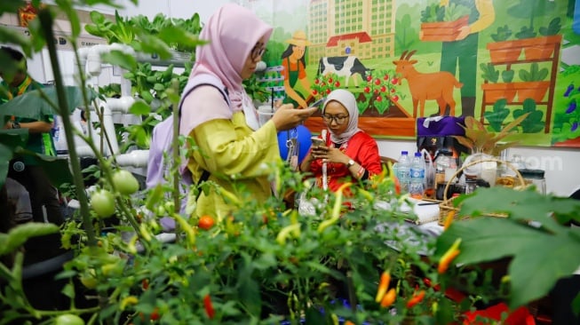 Urban Farming dan Green Living 2025: Gaya Hidup Hijau di Kota Besar Indonesia