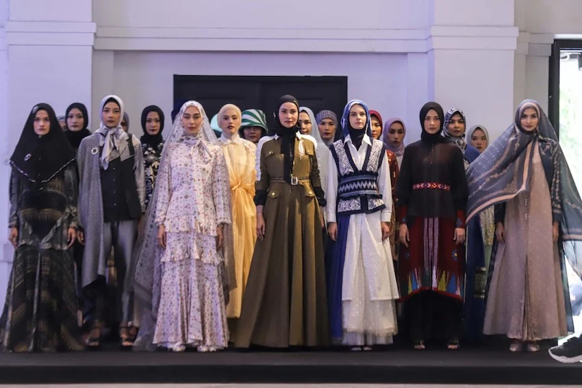 Modest Fashion Indonesia 2025: Tren Global, Inovasi Desain, dan Dominasi Pasar